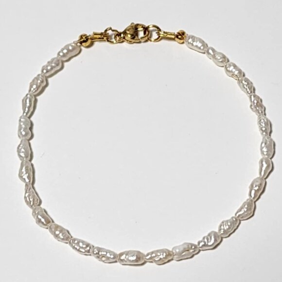 Baroque seed pearl 3 piece set - necklace earrings bracelet - Picture 4 of 9